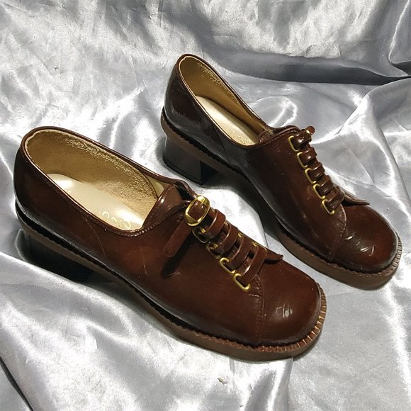 NEW 1970's vintage YOUNG & FAIR brown patent lace up heels SZ 7 - Groovy! BOHO - Picture 1 of 6